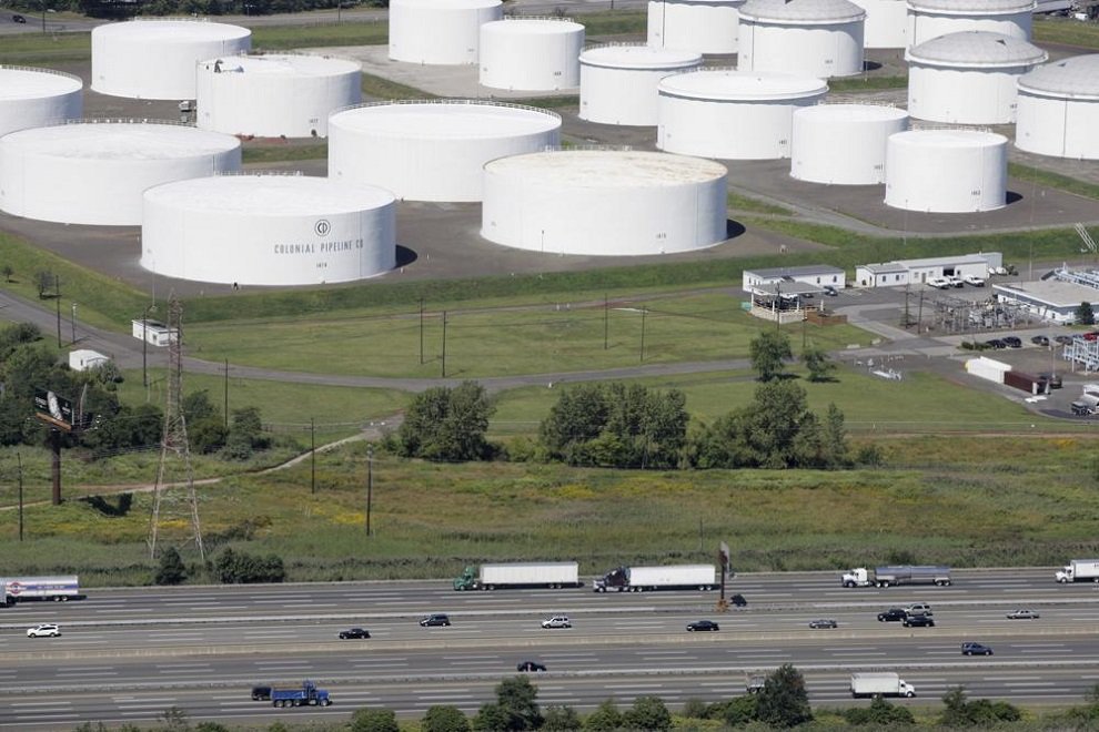 Colonial pipeline storage