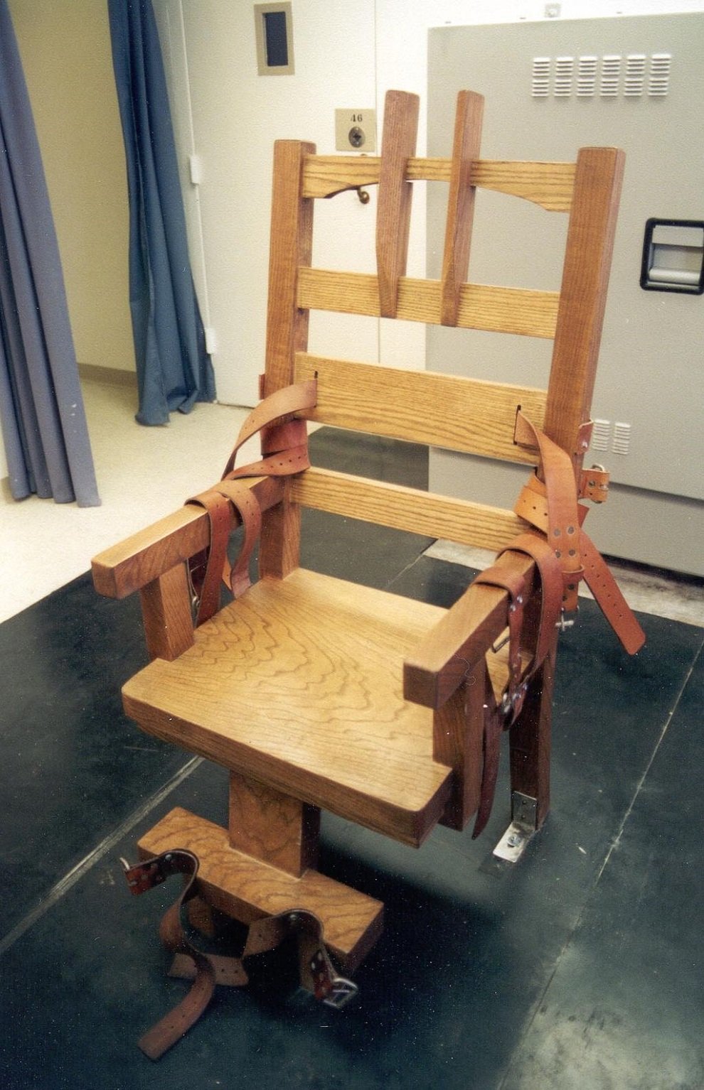 modern electric chair