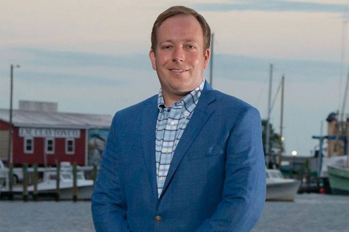 photo of Mayor Andrew Bradshaw smiling